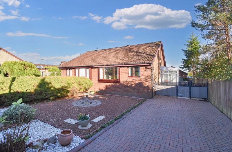 Property photo 1 of 18 Exterior