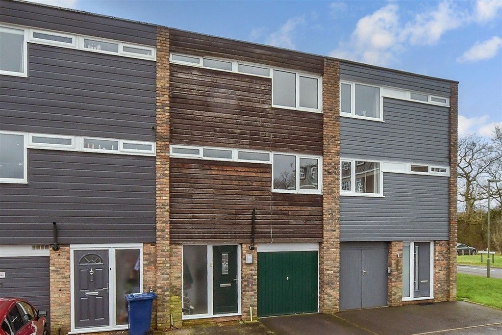 Property photo 1 of 11 External (Web) *