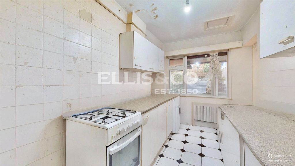 Property photo 3 of 25 Picture No. 36
