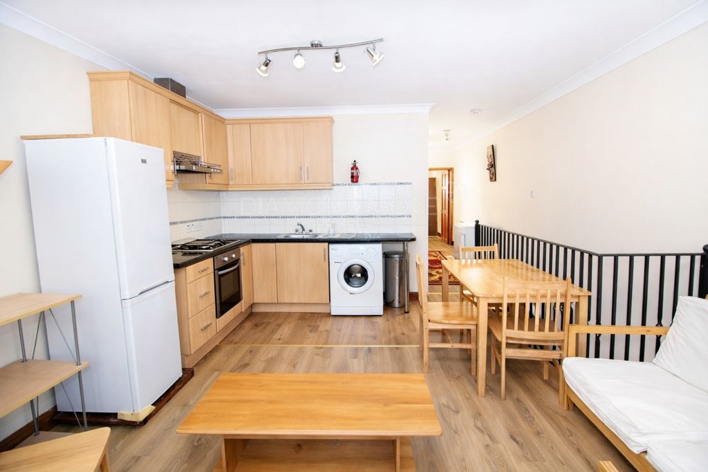 Property photo 2 of 6 Photo 2