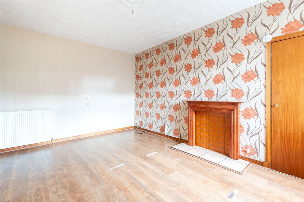 Additional image 13 of 2 bed flat for saleGladstone Street, Leven, Fife KY8