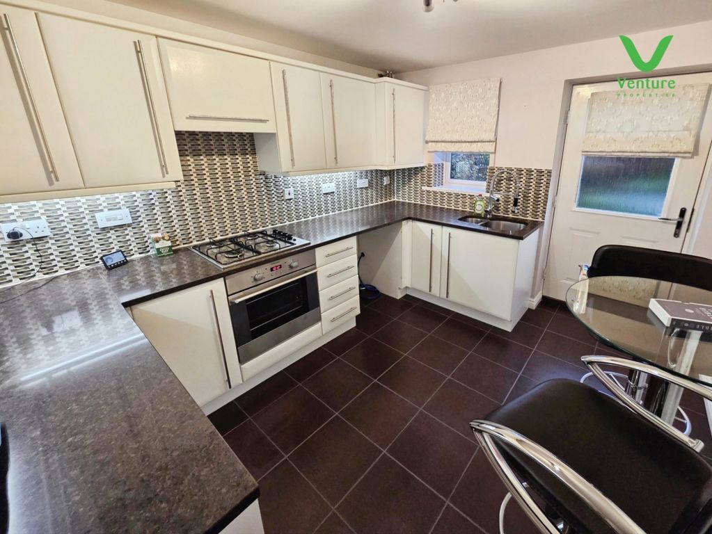Property photo 3 of 17 Pbox-Img.Jpg