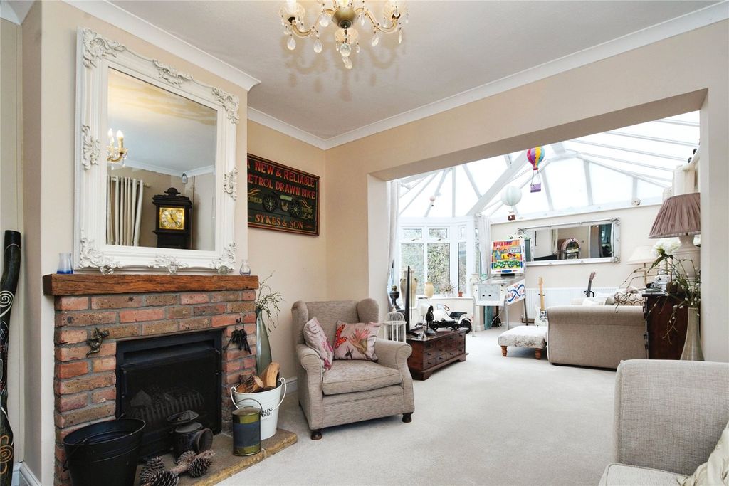 Property photo 3 of 17 Picture No. 13