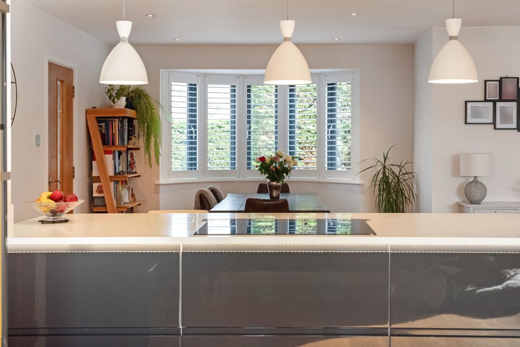 Property photo 3 of 34