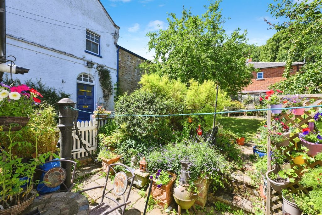 Property photo 3 of 17