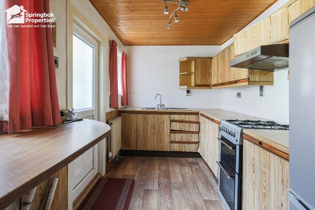 Property photo 2 of 13 Image 1