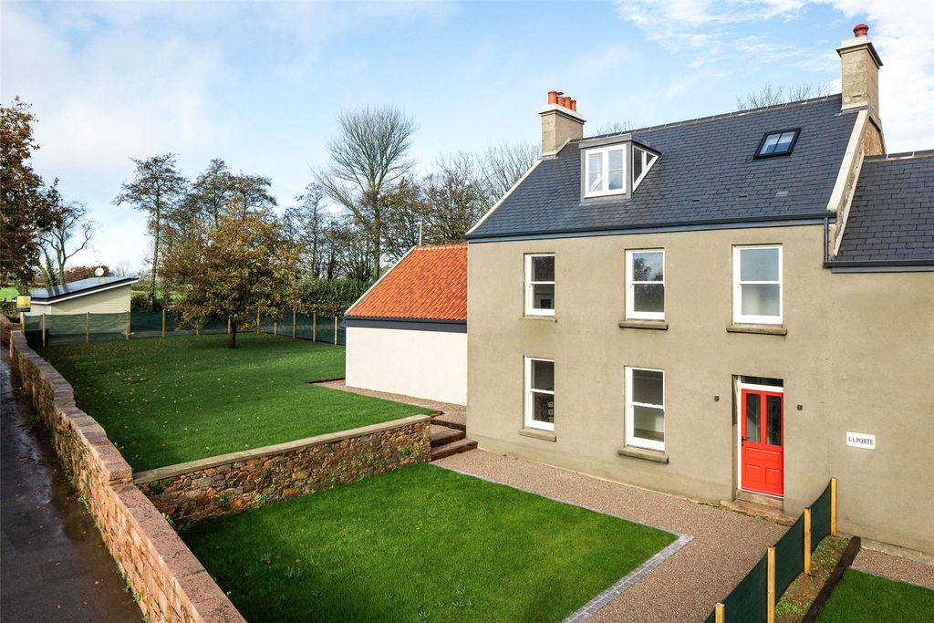 Property photo 1 of 26 Front