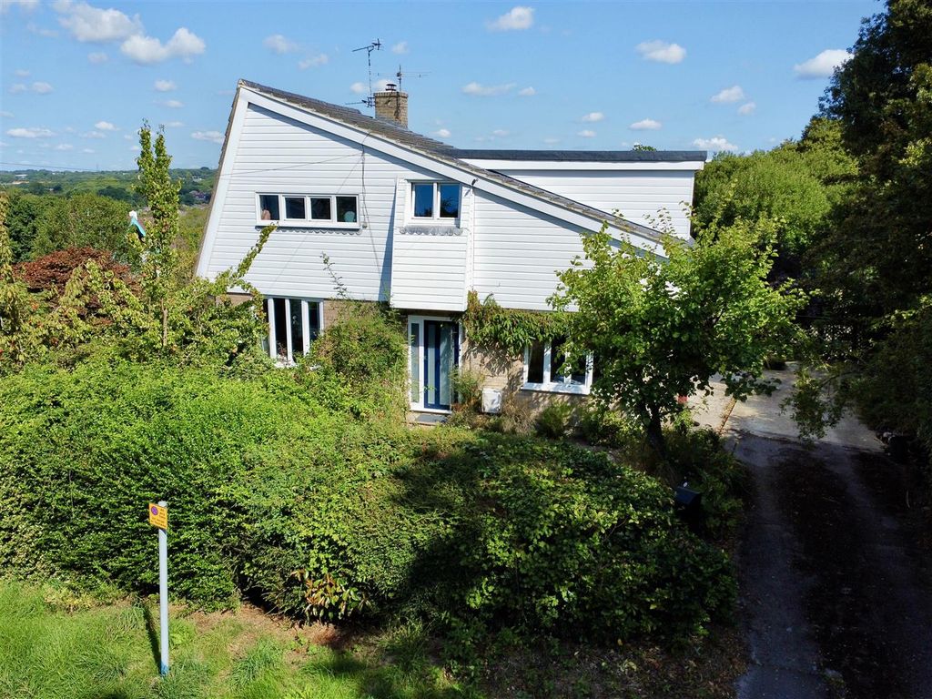 Property photo 1 of 34