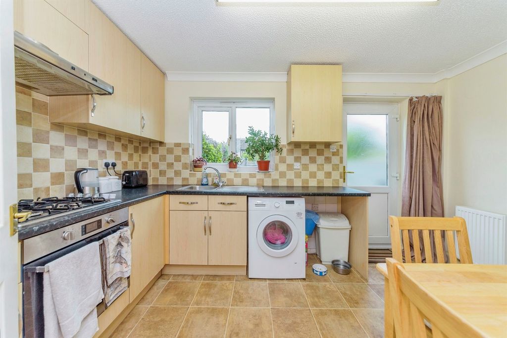 Property photo 3 of 15 Front