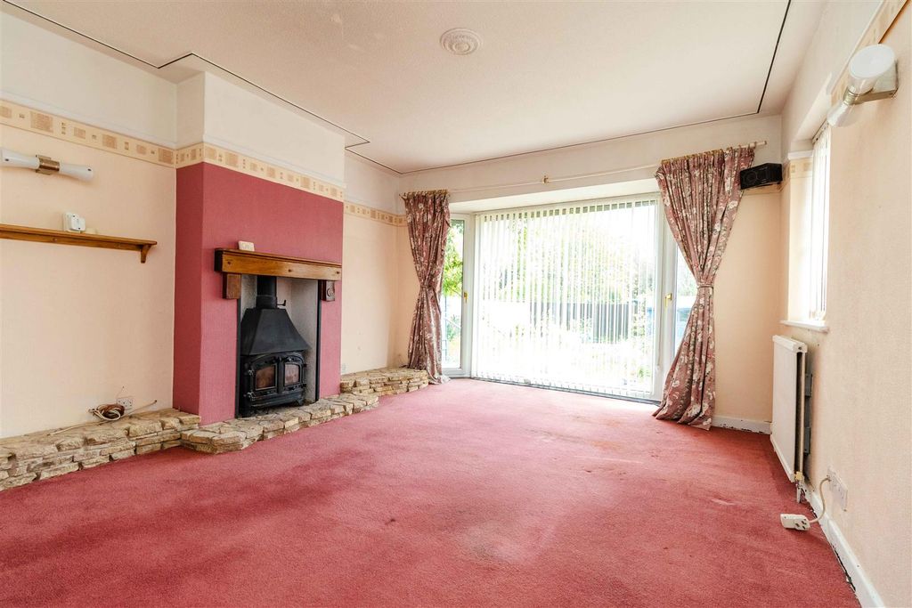 Property photo 2 of 15 Warren-9.Jpg