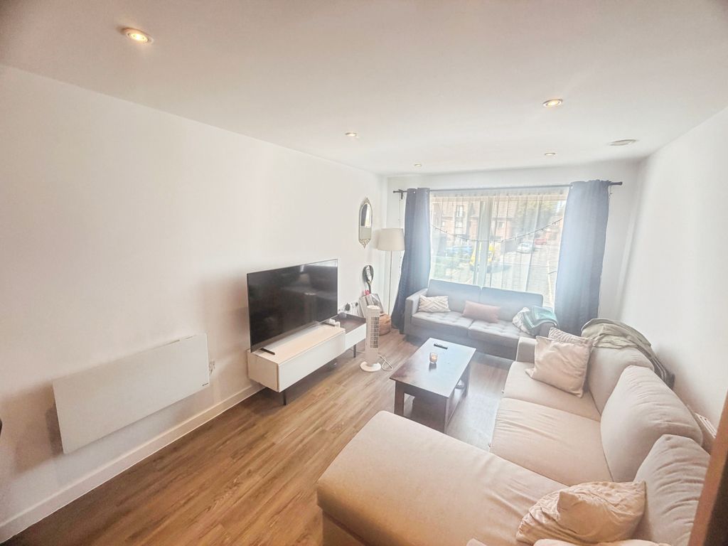 Property photo 2 of 10
