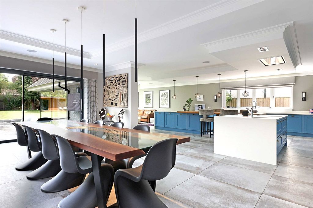 Additional image 4 of 6 bed detached house for salePenn Road, Beaconsfield, Buckinghamshire HP9