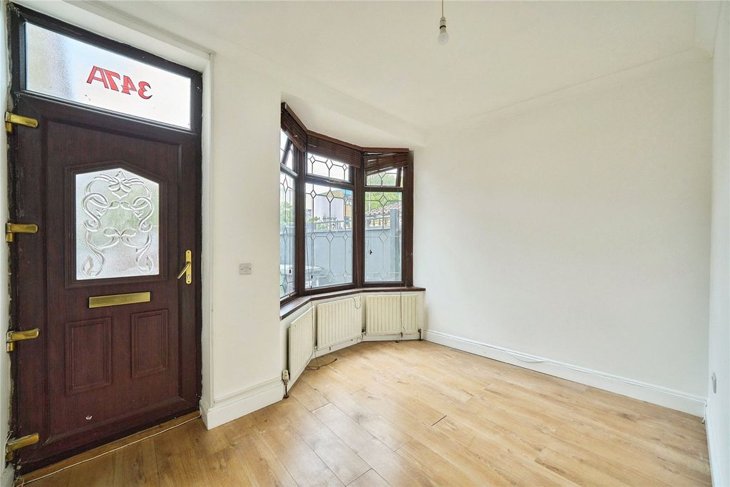 Property photo 3 of 15 Picture No. 09