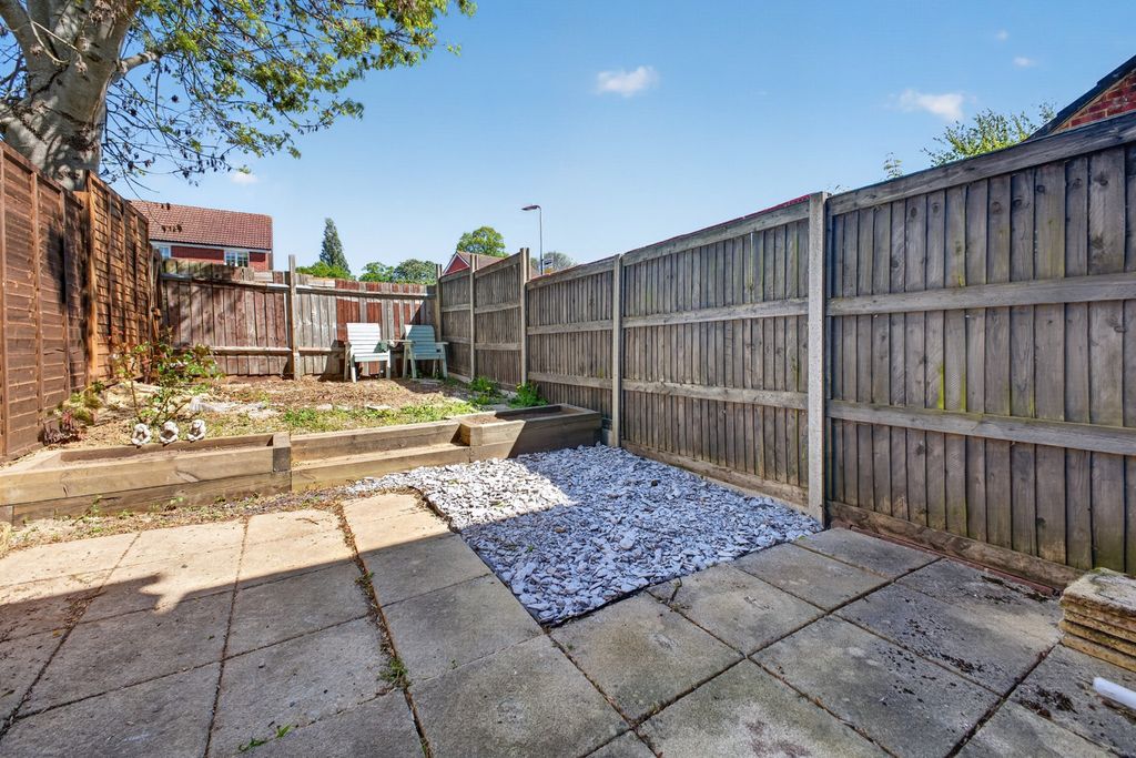 Property photo 3 of 18 5124896