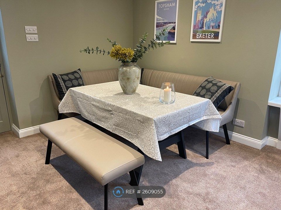 Property photo 2 of 5 Dining
