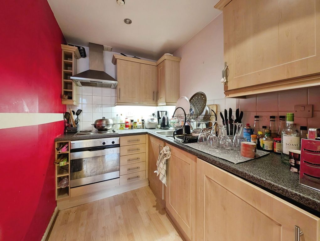 Property photo 3 of 11 Photo