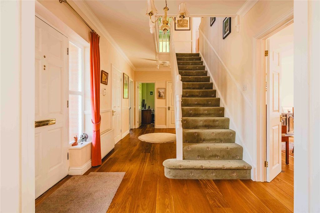 Property photo 2 of 25 Picture No. 05