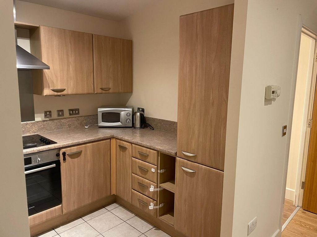 Property photo 3 of 11