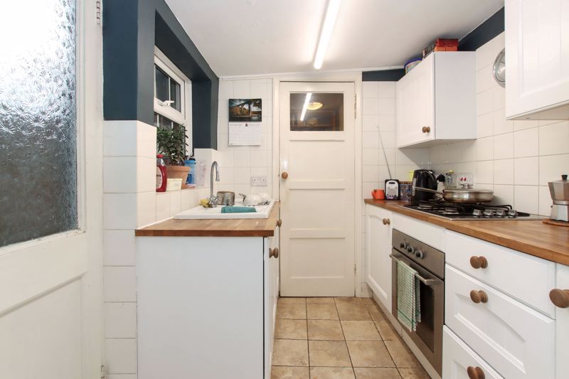 Property photo 3 of 12 Photo 9