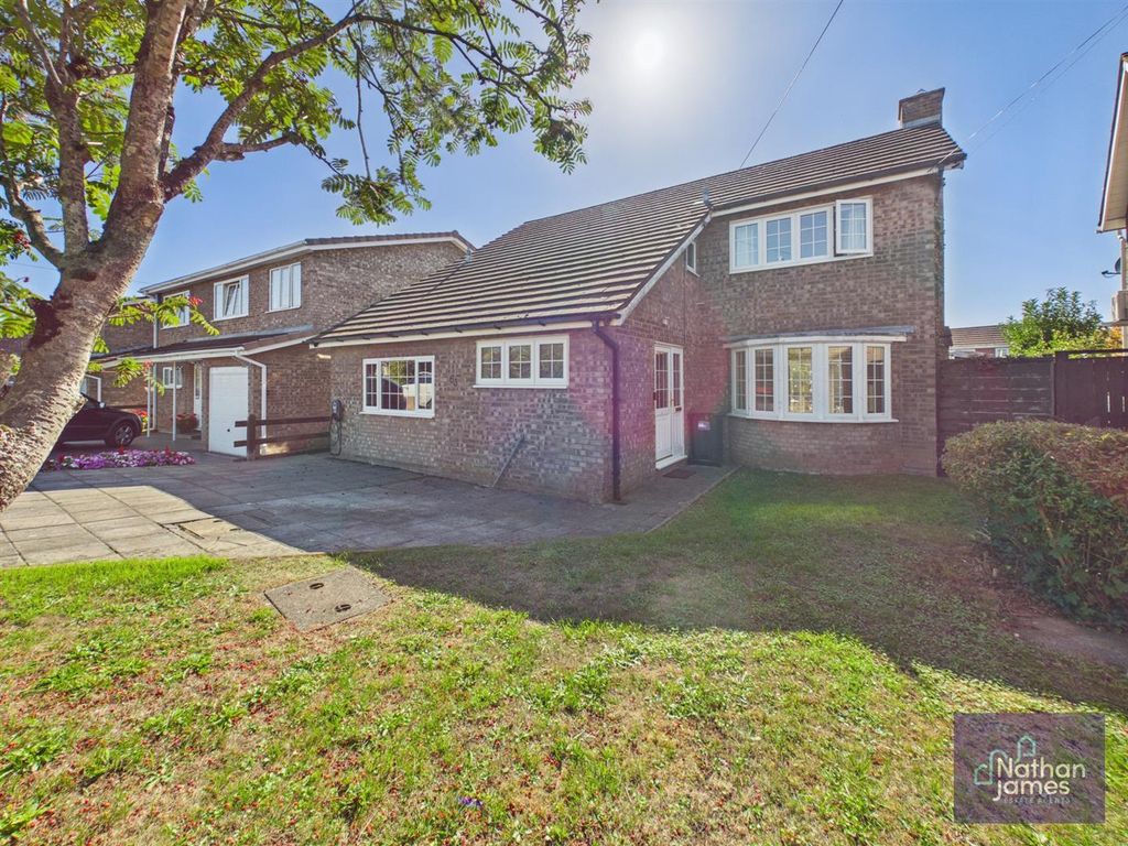 Property photo 1 of 22 Front