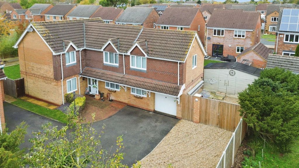 Property photo 1 of 22