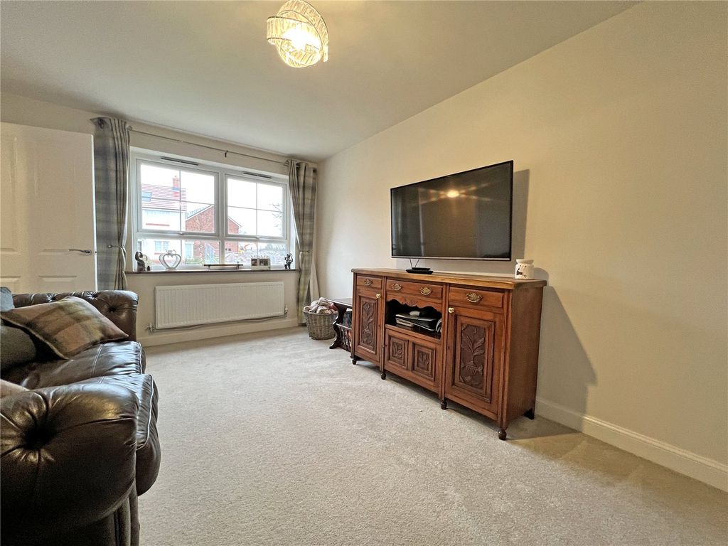 Property photo 3 of 20 Picture No. 21