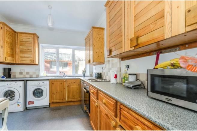 Property photo 2 of 6