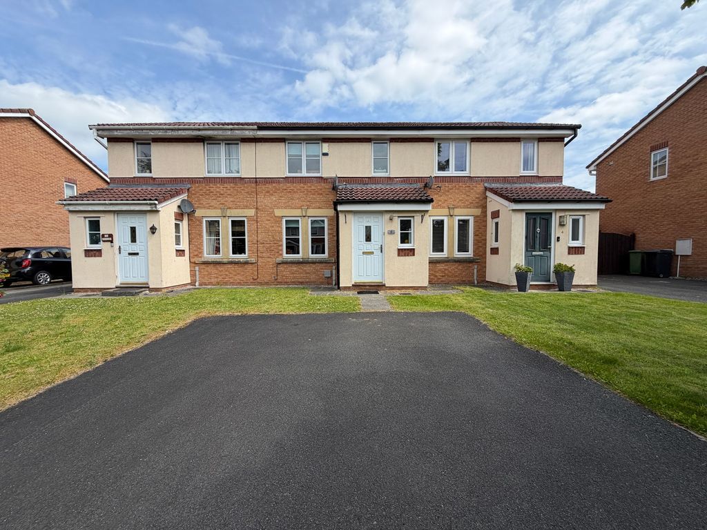 Property photo 1 of 11 Front
