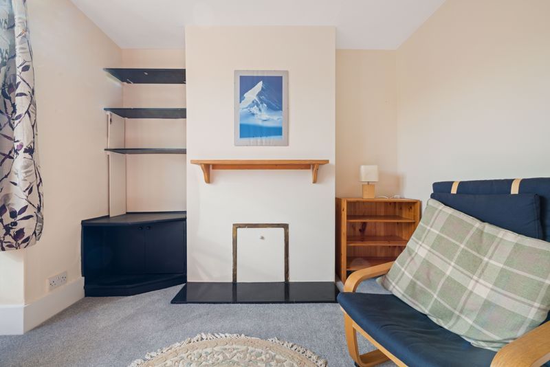 Property photo 3 of 17 Photo 10