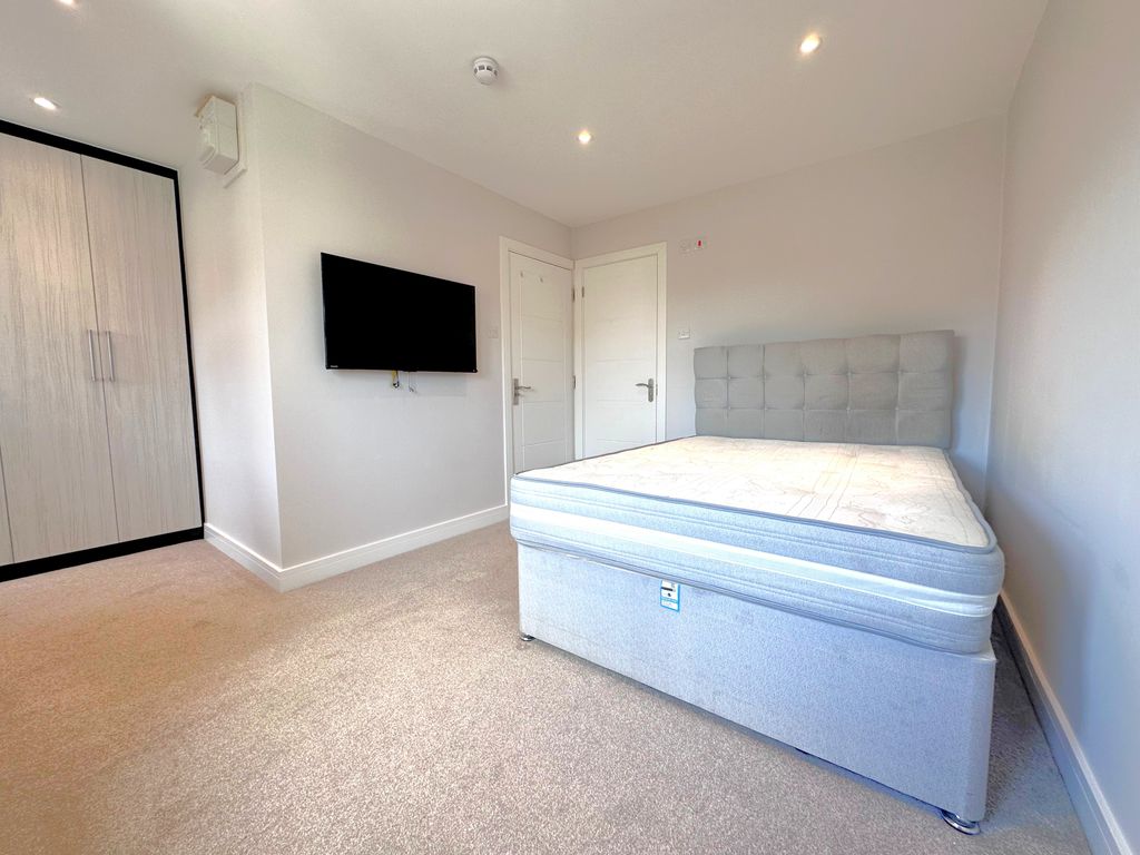 Property photo 1 of 9 Bedroom 3
