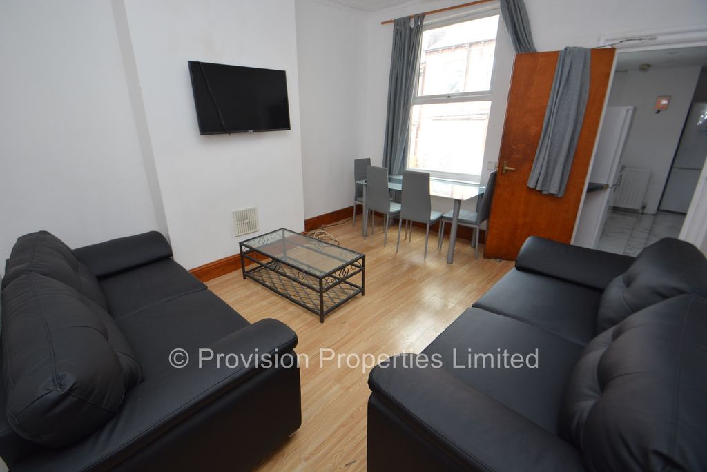 Property photo 1 of 11 Photo