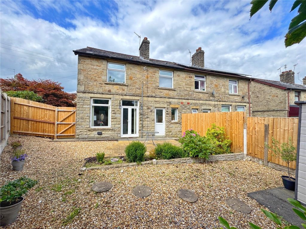 Property photo 1 of 15 Rear Gardens