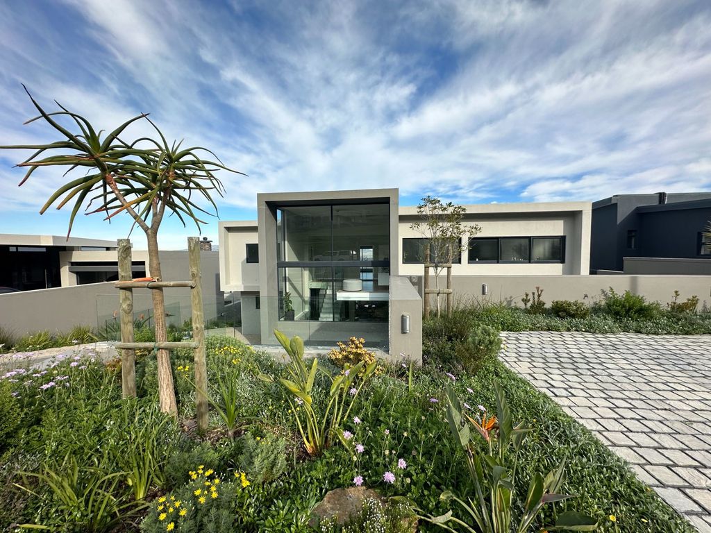 Property photo 2 of 37 1Pla1457995