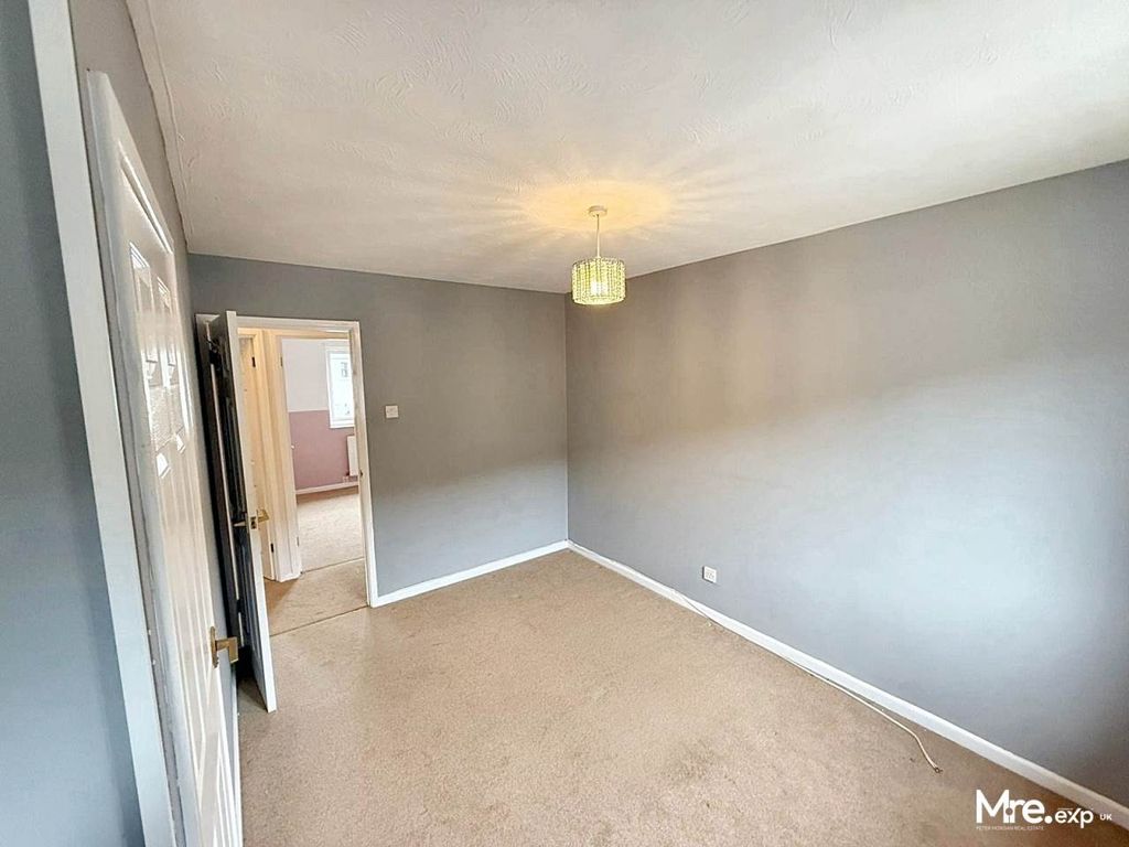 Property photo 3 of 7 54Bd8343-02B5-42c4-B3F4-4F216409682B