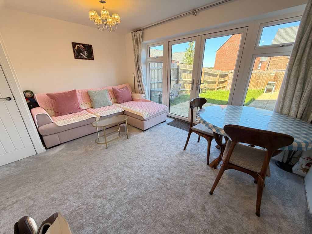 Property photo 2 of 17 5051891