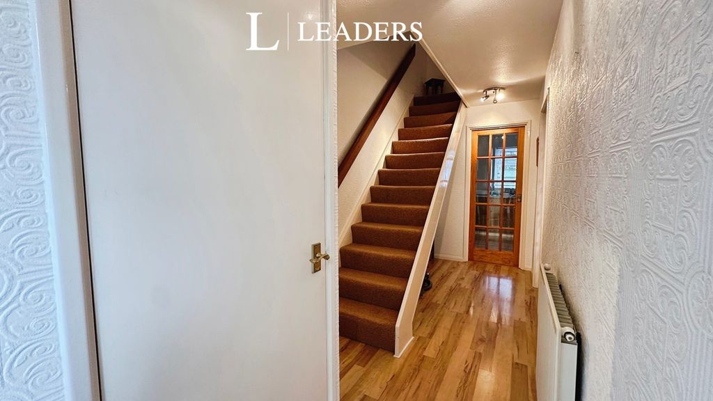 Property photo 3 of 24 Pbox-Img.Jpg