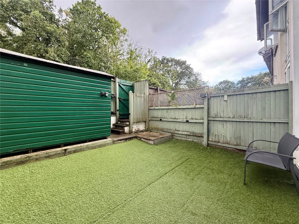 Property photo 3 of 12 Picture No. 11