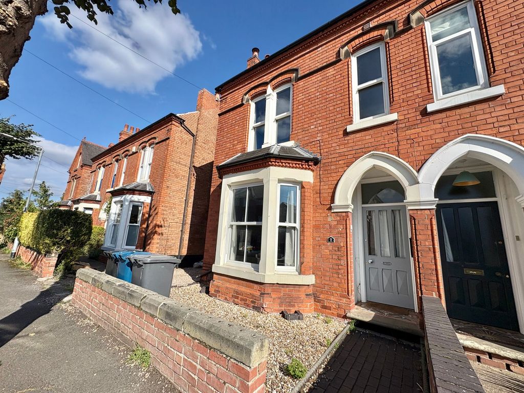 Property photo 1 of 23