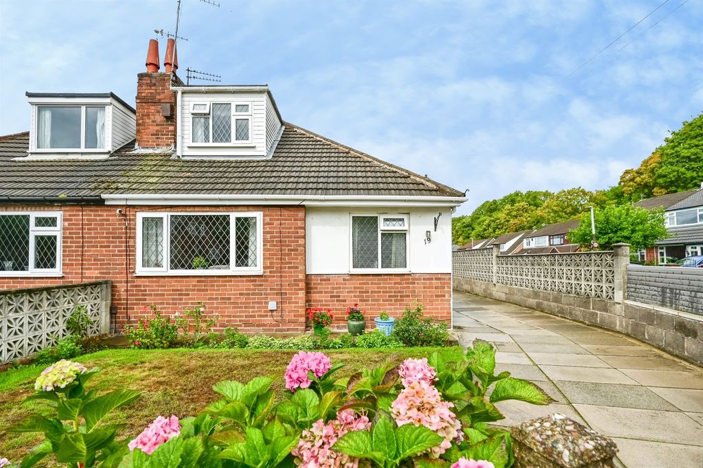 Property photo 1 of 15