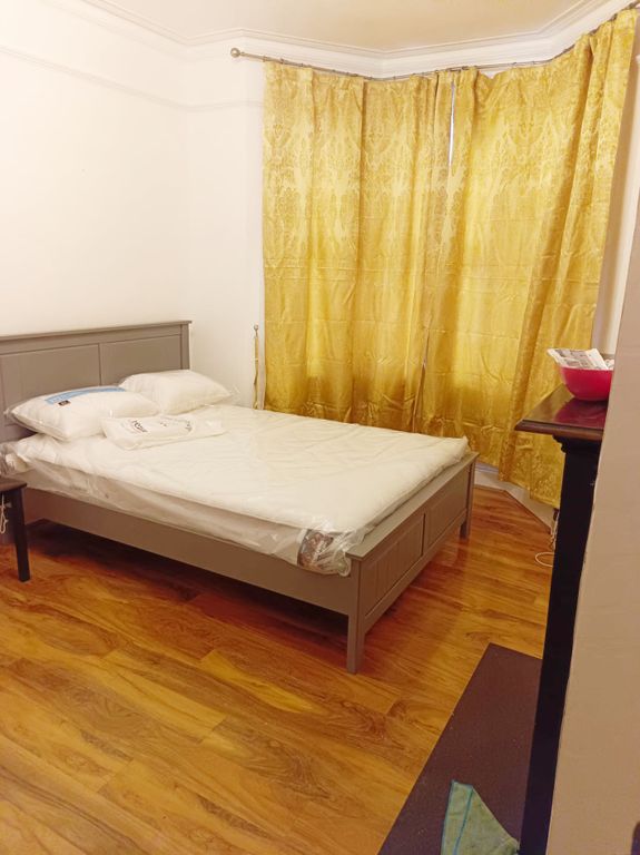 Property photo 2 of 3 Room