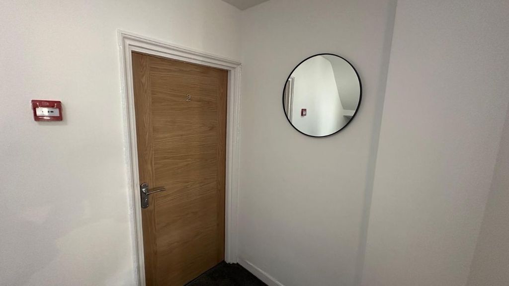 Property photo 3 of 36