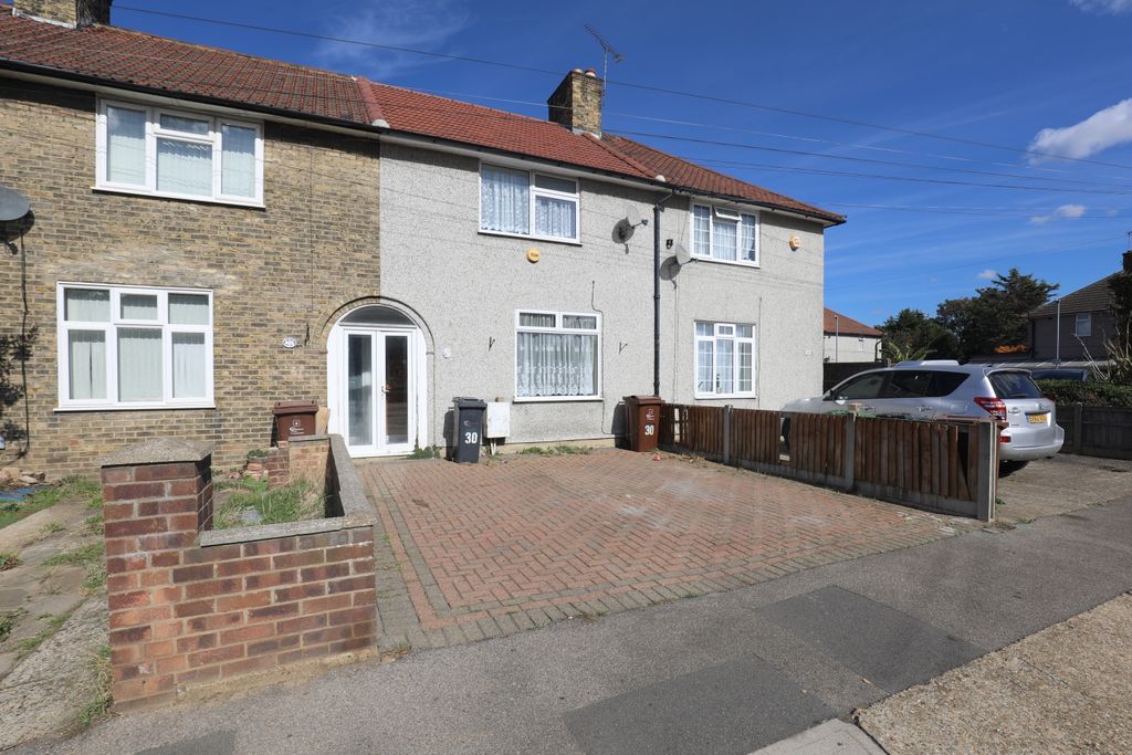Property photo 1 of 9 8E0A9318