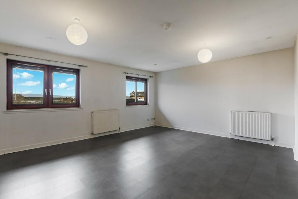 Property photo 2 of 19 Living Room