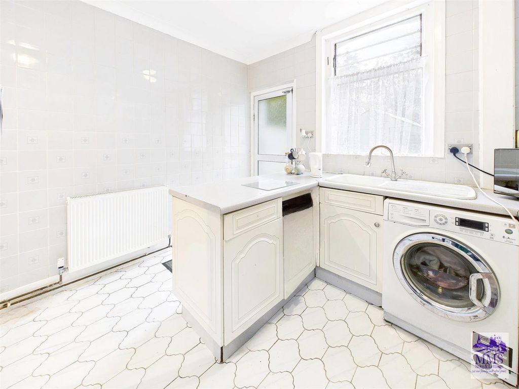 Property photo 1 of 13 Cam04098G0-Pr0119-Still008.Jpg