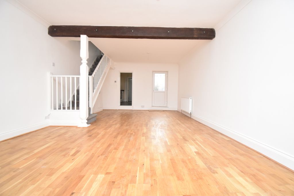 Property photo 3 of 8 Dsc_0210