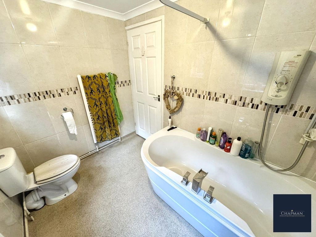 Property photo 3 of 25