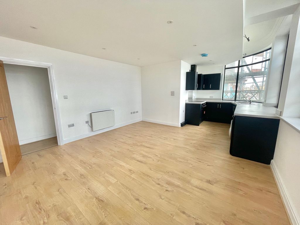 Property photo 1 of 4