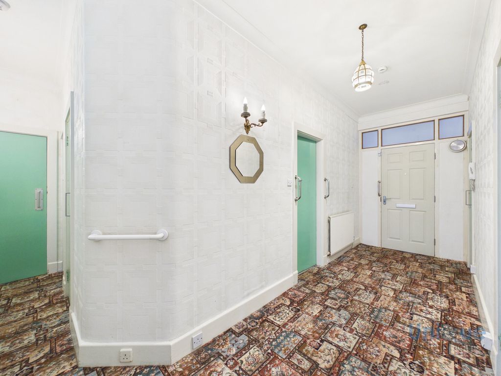 Additional image 10 of 2 bed flat for saleKings Court, 196 Clifton Drive South, Lytham St. Annes FY8