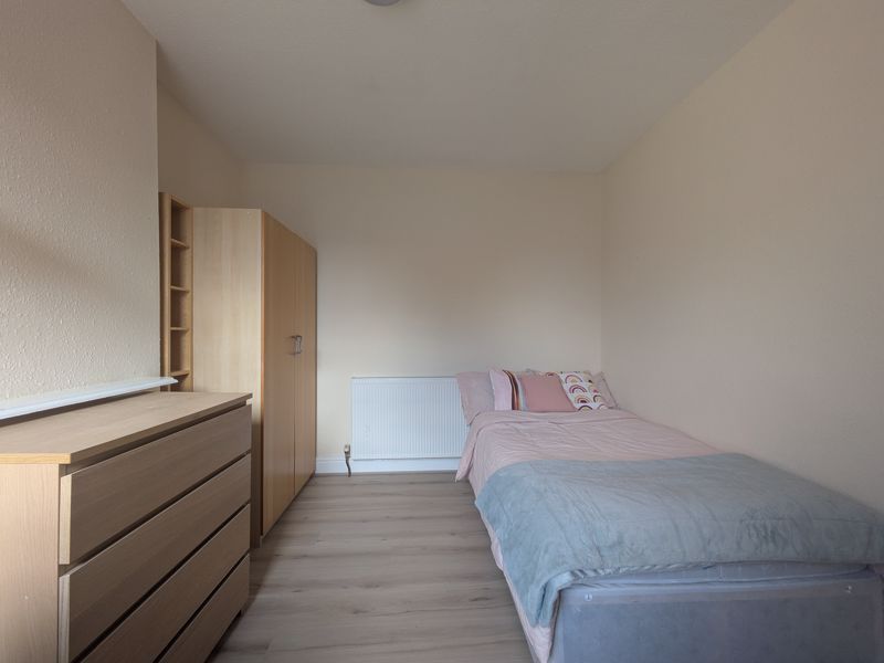 Property photo 2 of 11 Photo 13