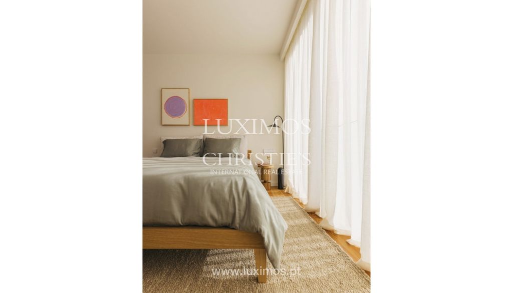 Property photo 2 of 30